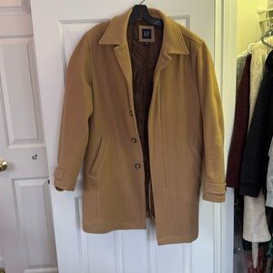 Men’s medium gap coat